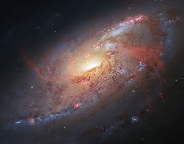 Spiral galaxy Messier 106 (NASA / ESA / the Hubble Heritage Team / STScI / AURA / R. Gendler / J. GaBany)