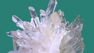 Quartz crystals (Didier Descouens / CC BY-SA 3.0)