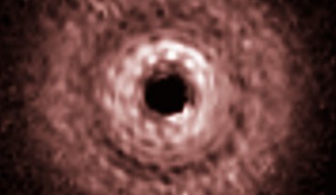 TW Hydrae protoplanetary disk (NASA / ESA / J. Debes, STScI / H. Jang-Condell, University of Wyoming / A. Weinberger, Carnegie Institution of Washington / A. Roberge, Goddard Space Flight Center / G. Schneider, University of Arizona, Steward Observatory / A. Feild, STScI, AURA)