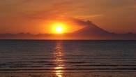 Redoubt volcano as seen from Ninilchik, AK, on May 9, 2009 (© Brenda Cruickshank / Alaska Volcano Observatory)