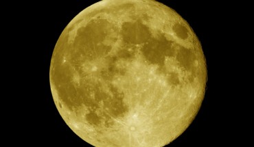 New study shows that lunar cycle modulates human sleep and melatonin rhythms (Image: Luc Viatour)