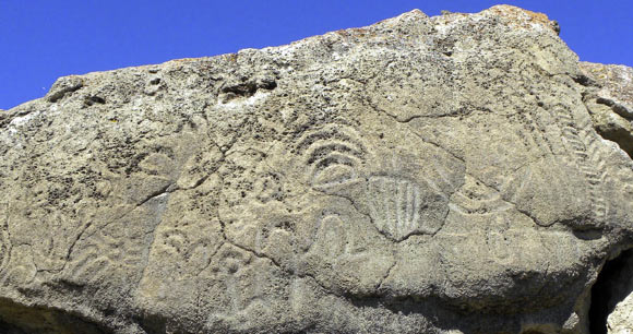 Winnemucca Lake petroglyphs (Benson LV et al).