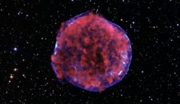 This composite image shows the Tycho supernova remnant. Image credit: X-ray – NASA / CXC / Rutgers / K. Eriksen et al.; optical: DSS.
