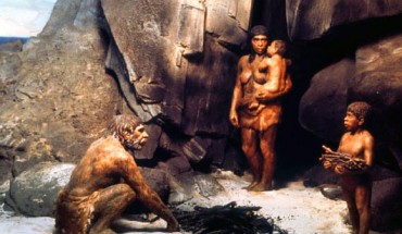 Neanderthal family. Image credit: Field Museum.