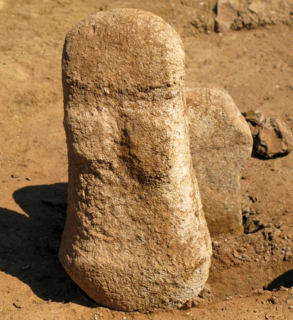 This is a 10,800 to 10,600-year-old human figurine unearthed at Ayia Varvara Asprokremnos, Cyprus. Image credit: Ministry of Communications and Works, Republic of Cyprus.