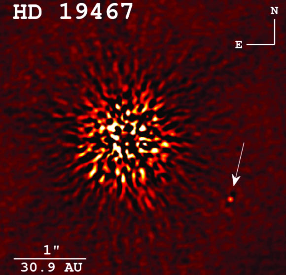 This image shows the T-class dwarf HD 19467B (arrow). Image credit: Crepp JR et al.