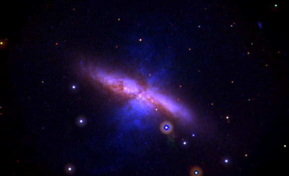 This image shows the nearby galaxy Messier 82 before the explosion of SN 2014J. Image credit: NASA / Swift / P. Brown, TAMU.