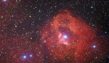 This new image from the Wide Field Imager on the MPG/ESO 2.2-m telescope at the La Silla Observatory in Chile shows the star formation region Gum 41. Image credit: ESO.