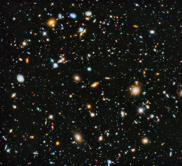 The Hubble Ultra Deep Field 2014. Image credit: NASA / ESA / H. Teplitz, M. Rafelski, IPAC, Caltech / A. Koekemoer, STScI / R. Windhorst, Arizona State University / Z. Levay, STScI.