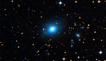 This image shows the nearby Seyfert galaxy IC 5063. Image credit: Sky-map.org.