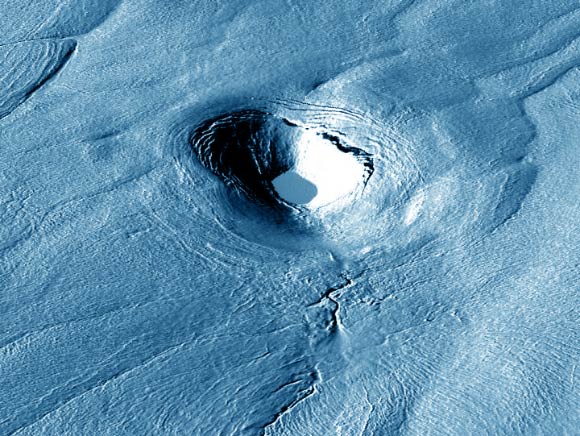 Scientists have discovered a crater, shown here, which had once been the site of a sub-glacial lake. Image credit: Ian Howat / DigitalGlobe Inc / Sci-News.com.