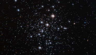This image shows the globular star cluster Palomar 12. Image credit: ESA / Hubble / NASA.