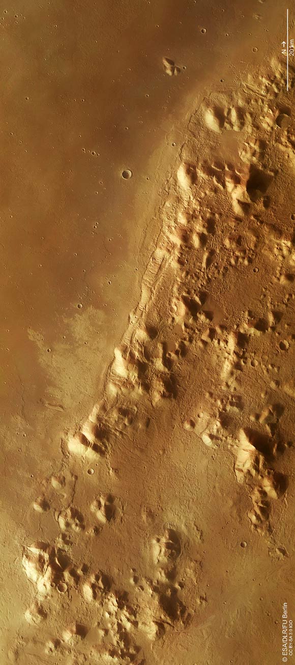 This image was acquired by ESA’s Mars Express on October 8, 2014. Image credit: ESA / DLR / FU Berlin / CC BY-SA 3.0 IGO.