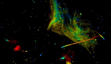 This VLA radio image shows the galaxy cluster Abell 2256. Image credit: Owen et al. / NRAO / AUI / NSF.