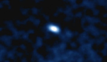 This image shows the newly-discovered dwarf galaxy Reticulum 2. Image credit: Sergey E. Koposov et al / Dark Energy Survey.