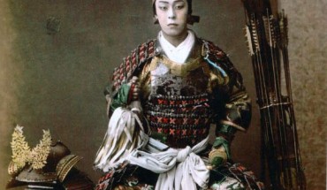 A photograph of a Japanese samurai taken by Felice Beato in 1867.