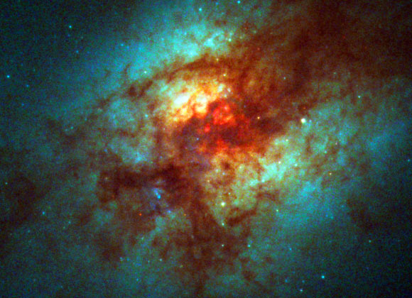 This image, from Hubble’s Advanced Camera for Surveys, shows the ultraluminous infrared galaxy Arp 220. Image credit: NASA / ESA / C. Wilson, McMaster University.
