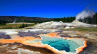 Lion Geyser and Heart Spring in Yellowstone National Park. Image credit: Brocken Inaglory / CC BY-SA 3.0.