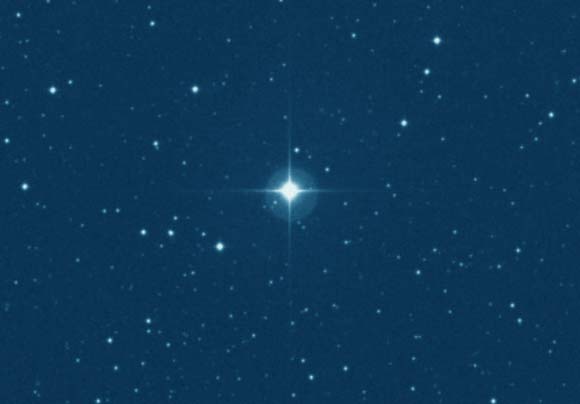 This image shows the nearby star HD 7924. Image credit: Centre de Données astronomiques de Strasbourg / SIMBAD.
