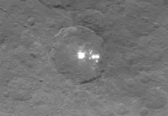 A close-up of the mysterious bright spots on Ceres. Image credit: NASA / JPL-Caltech / UCLA / MPS / DLR / IDA.