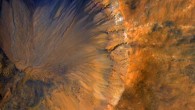This image of an impact crater in the Sirenum Fossae region of Mars was taken by NASA’s Mars Reconnaissance Orbiter on March 30, 2015. Image credit: NASA / JPL / University of Arizona / Alfred McEwen.