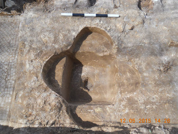 The baptismal font at a Byzantine-period church. Image credit: Annette Nagar / Israel Antiquities Authority.