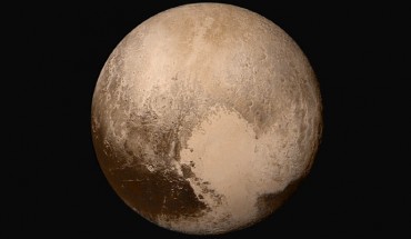 This mosaic provides the best view ever obtained of the dwarf planet Pluto. The lower right edge of the planet in this view currently lacks high-resolution color coverage. Image credit: NASA / Johns Hopkins University Applied Physics Laboratory / Southwest Research Institute.