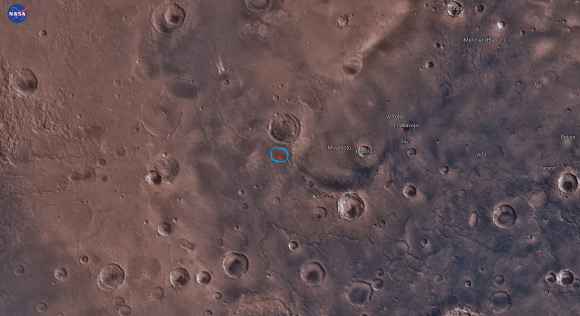 This image shows part of the Meridiani Planum region, Mars: the chloride salt deposit is in red; the lake contour is in blue. Image credit: MarsTrek / NASA / Brian M. Hynek et al. / Sci-News.com.