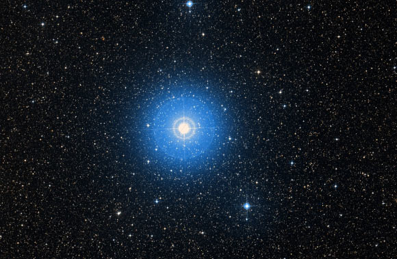 This image shows Epsilon Lupi (center). Image credit: Centre de Données astronomiques de Strasbourg / SIMBAD.