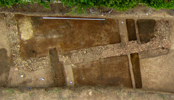 Aerial image of the foundation of a Roman stone building in Gernsheim. Image credit: Dennis Braks.
