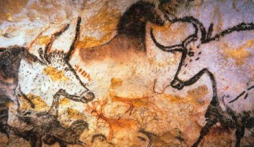 Aurochs (Bos primigenius) in a cave painting in Lascaux, France. Image credit: Prof Saxx / CC BY-SA 3.0.