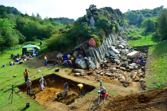 Excavations at Craig Rhos-y-Felin, north Pembrokeshire, Wales. Image credit: Adam Stanford / Aerial-Cam Ltd.