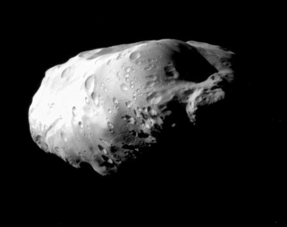 This is one of Cassini’s highest resolution views of Prometheus. The view looks towards the anti-Saturn side of the small moon. North on Prometheus is up. Image credit: NASA / JPL-Caltech / Space Science Institute.