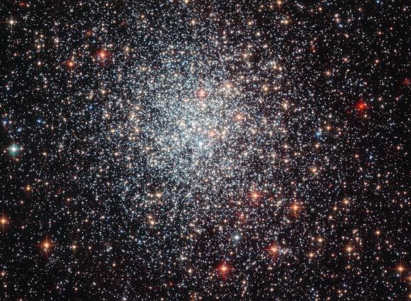 This Hubble image shows the globular star cluster NGC 1783. It is one of the biggest globular clusters in the Large Magellanic Cloud, a satellite galaxy of our Milky Way Galaxy. First observed by the British astronomer John Herschel in 1835, this star cluster is approximately 160,000 light-years from our Solar System, and has a mass around 170,000 times that of the Sun. Image credit: NASA / ESA / Hubble / Judy Schmidt, geckzilla.com.