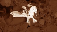 This false-color image shows the mineral ichnusaite. Image credit: American Mineralogist / Paulo Biagioni et al.