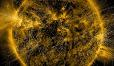 SDO image of the solar corona in UV light (yellow lines represent the magnetic field on the surface of the Sun). Image credit: NASA / SDO / AIA / LMSAL.