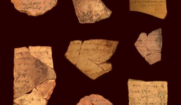 Ink inscriptions on clay (ostraca) from Arad. These documents are dated to the latest phase of the First Temple Period in Judah, around 600 BC. Image credit: Michael Cordonsky / Tel Aviv University / Israel Antiquities Authority.