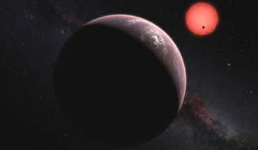 This artist’s impression shows an imagined view of the three planets orbiting the ultracool dwarf star TRAPPIST-1. Image credit: M. Kornmesser / N. Risinger, skysurvey.org / ESO.