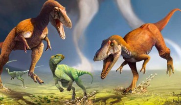 Two Gualicho shinyae attack a smaller dinosaur. Image credit: Jorge Gonzalez / Pablo Lara.