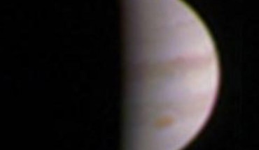 This image of Jupiter was taken on August 23, when Juno was 2.8 million miles (4.4 million km) from the gas giant on the inbound leg of its initial 53.5-day capture orbit. The image is a color composite taken with JunoCam’s visible red, green, and blue filters. Bright features like the planet’s Great Red Spot are higher in the atmosphere, and so have less of their light absorbed by the methane. Image credit: NASA / JPL-Caltech / SwRI / MSSS.