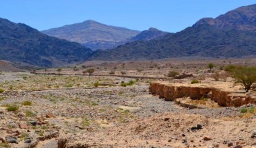 Wadi Faynan, where J.P. Grattan et al found evidence of ancient pollution caused by bead making and/or repeated combustion of copper ores in hot fires. Image credit: University of Waterloo.