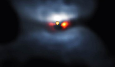 Composite view of L2 Puppis in visible light. Image credit: Kervella et al / CNRS / University of Chile / Observatory of Paris / LESIA / ESO / ALMA.
