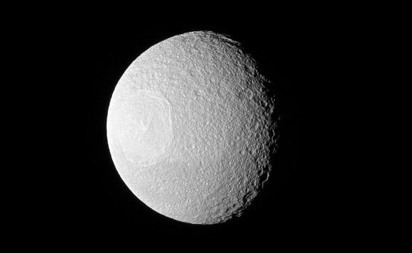 Cassini’s narrow-angle camera took this image of Tethys on November 10, 2016. The view was acquired at a distance of approximately 228,000 miles (367,000 km) from Tethys. Image credit: NASA / JPL-Caltech / Space Science Institute.