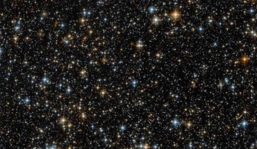 This Hubble image shows a small portion of the southern sky in the constellation of Tucana. Image credit: NASA / ESA / Hubble.