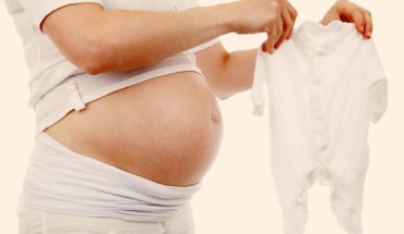 The study by Mitchell et al shows baby’s sex is associated with pregnant women’s immune responses.