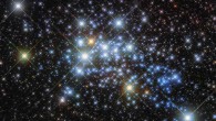 This image, taken with Hubble’s Wide Field Camera 3, shows the super star cluster Westerlund 1. Image credit: NASA / ESA / Hubble.