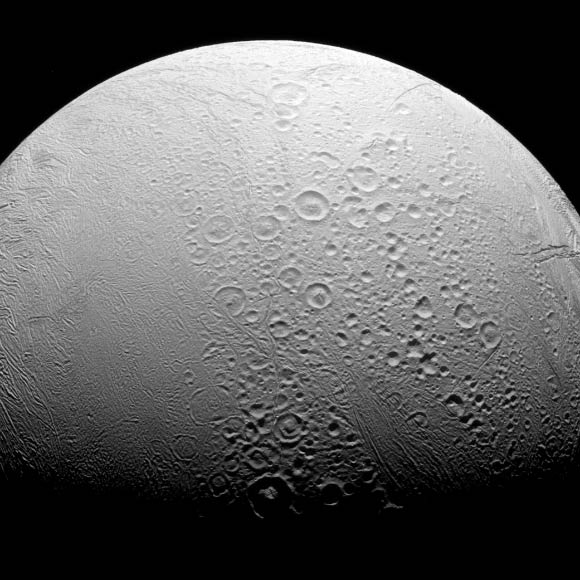 NASA’s Cassini spacecraft returned a breathtaking image of Saturn’s icy moon Enceladus. This view looks toward the anti-Saturn hemisphere of Enceladus. North on Enceladus is up and rotated 4 degrees to the right. Image credit: NASA / JPL-Caltech / Space Science Institute.