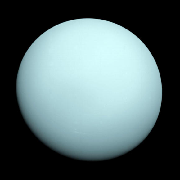 Georgia Tech researchers propose that a ‘switch-like’ magnetosphere exists at Uranus in both equinox and solstice seasons, where the planetary rotation drives the interchange between an open magnetosphere and a closed magnetosphere each Uranus day. Image credit: NASA / JPL-Caltech.