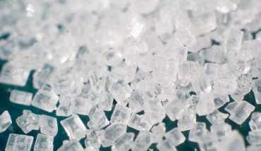 Consumption of nonnutritive sweeteners is associated with increases in weight and waist circumference, and higher incidence of obesity, hypertension, metabolic syndrome, type 2 diabetes and cardiovascular events, according to Azad et al. Image credit: Lauri Andler / CC BY-SA 3.0.