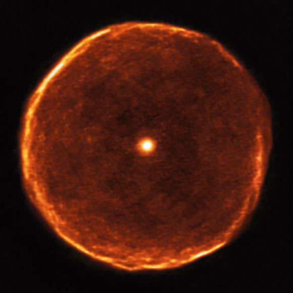 This ALMA image reveals much finer structure in the U Antliae shell than has previously been possible. Image credit: ALMA / ESO / NAOJ / NRAO / F. Kerschbaum.